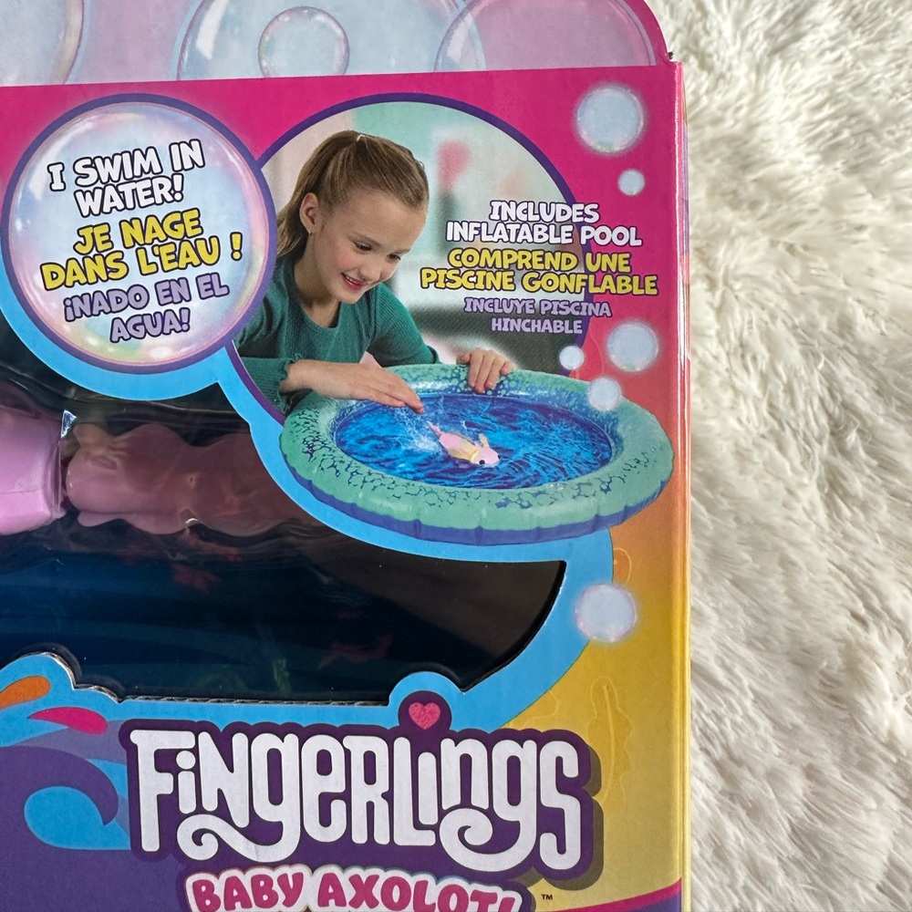 NIB Fingerlings Baby Axolotl Inflatable Pool Set - Picture 5 of 5